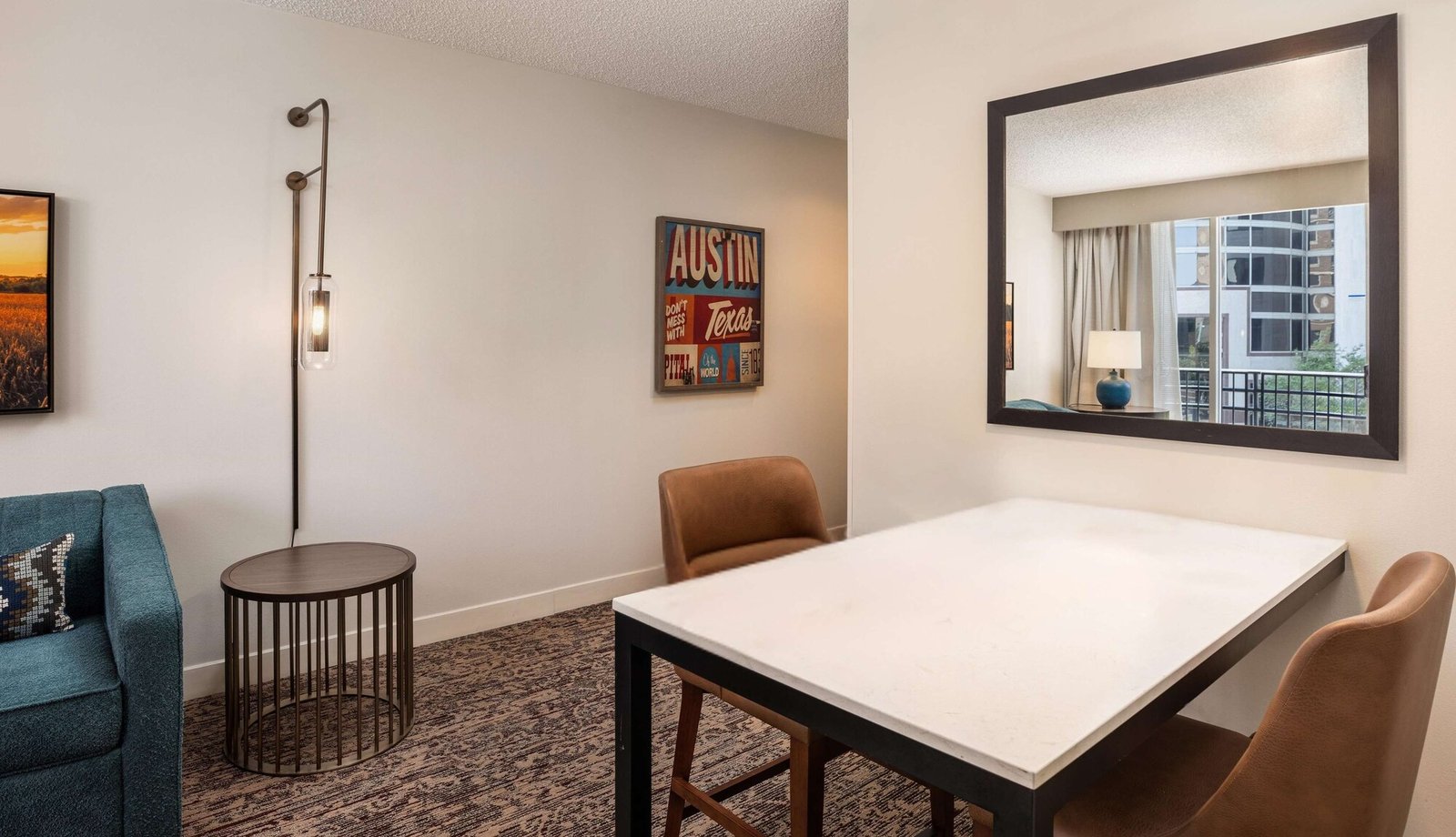 DoubleTree Suites by Hilton Austin Downtown Capitol — rooms