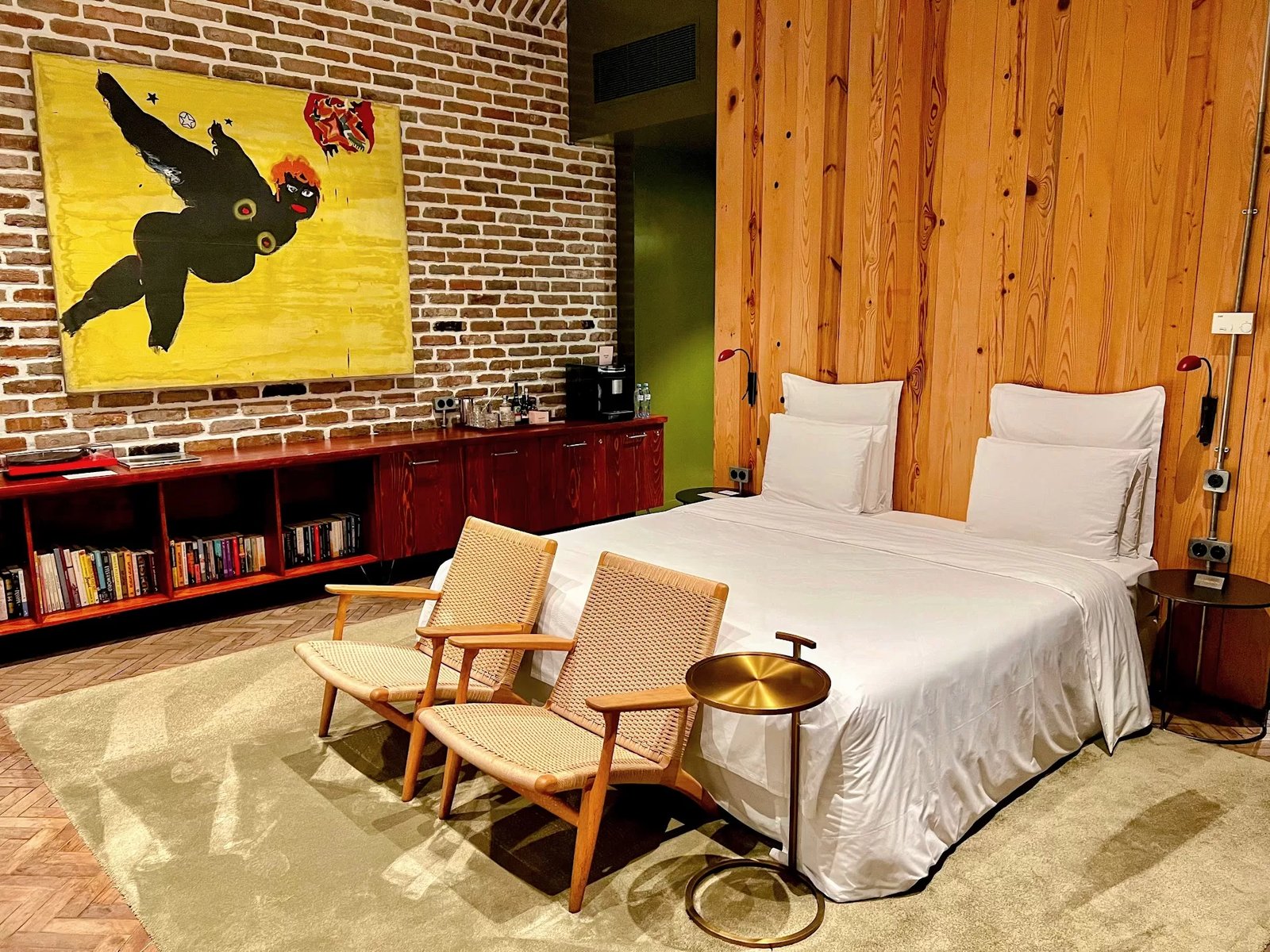 Stamba Hotel — rooms