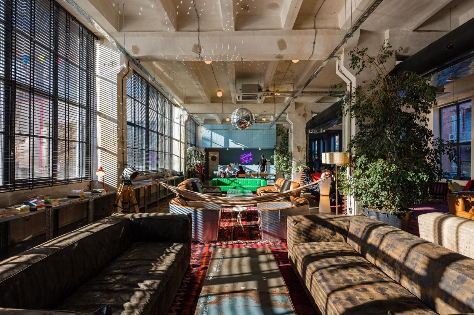 Fabrika Tbilisi — eat & drink