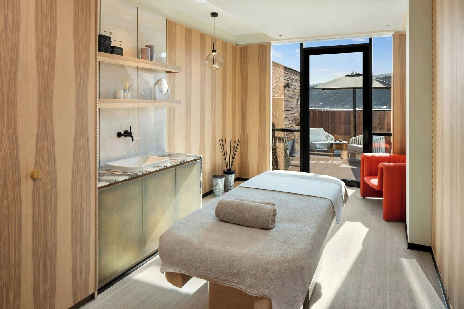 Paragraph Freedom Square Hotel — wellness