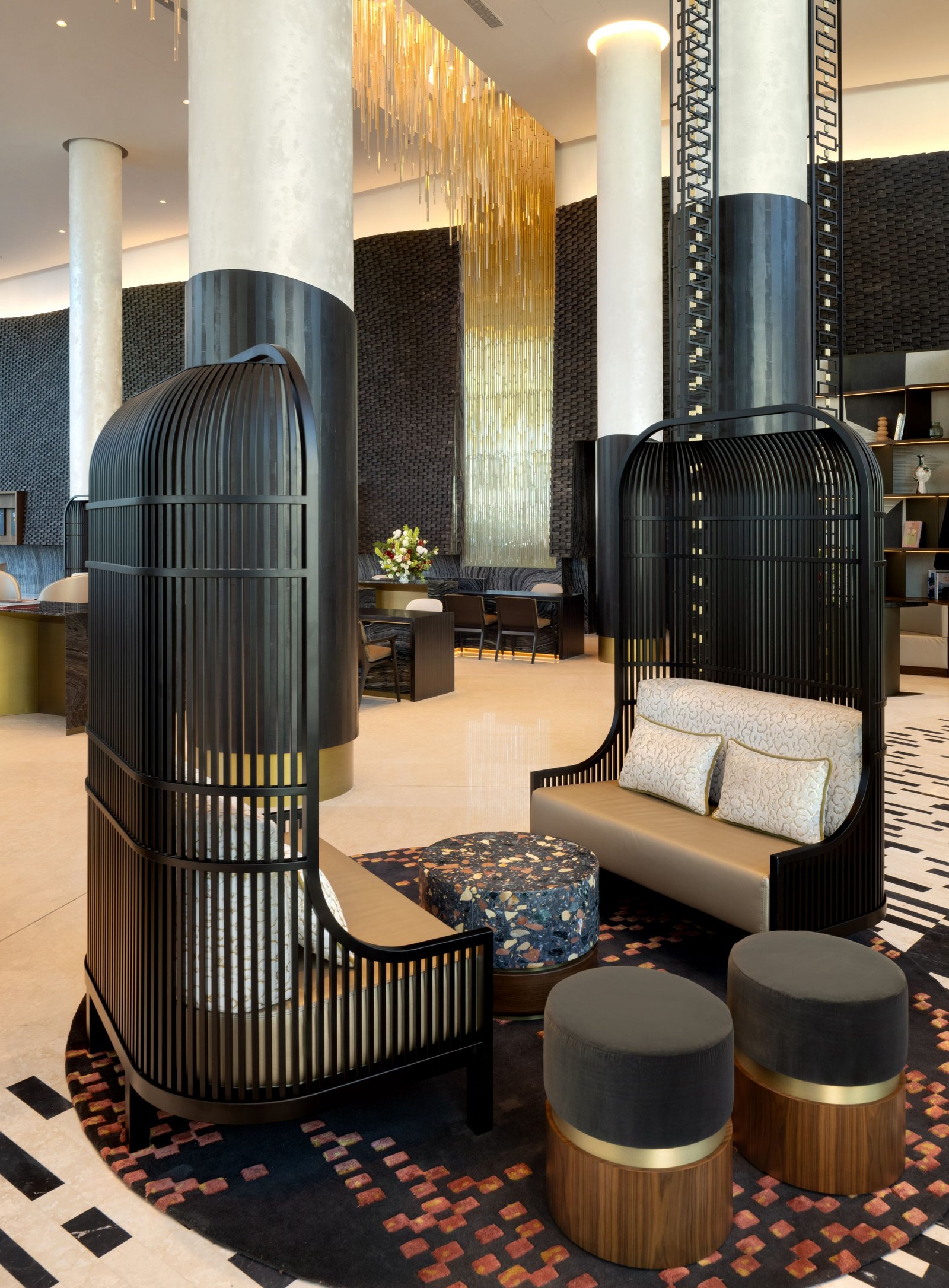 Paragraph Freedom Square Hotel — vibe