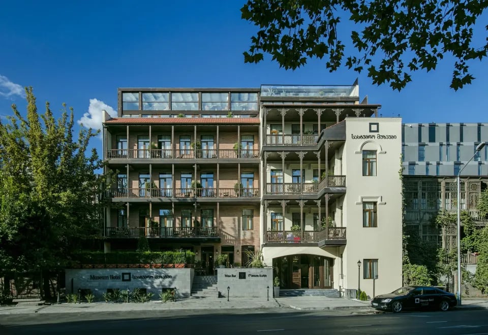 Museum Hotel — backstory