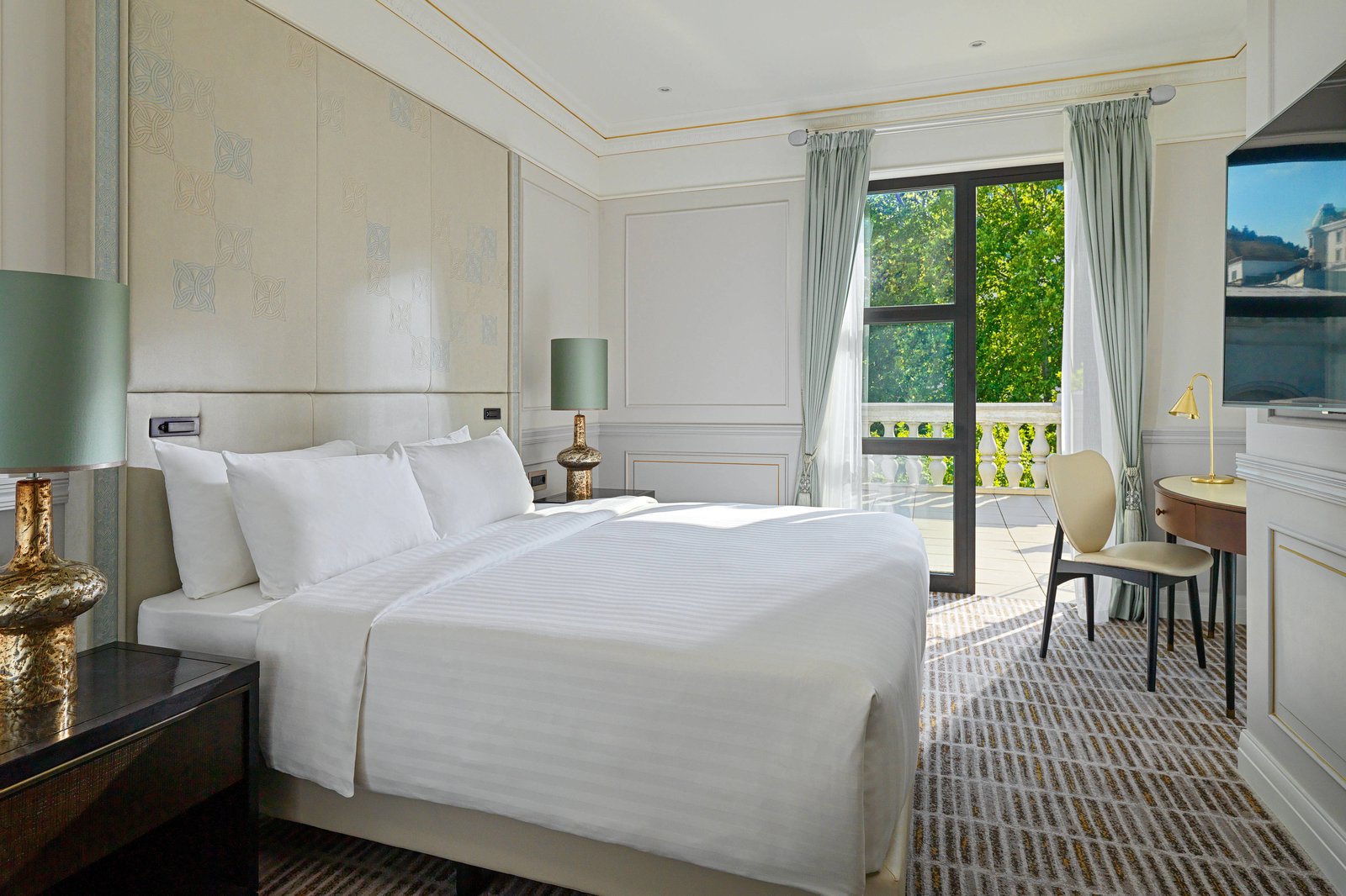 Tbilisi Marriott Hotel — rooms