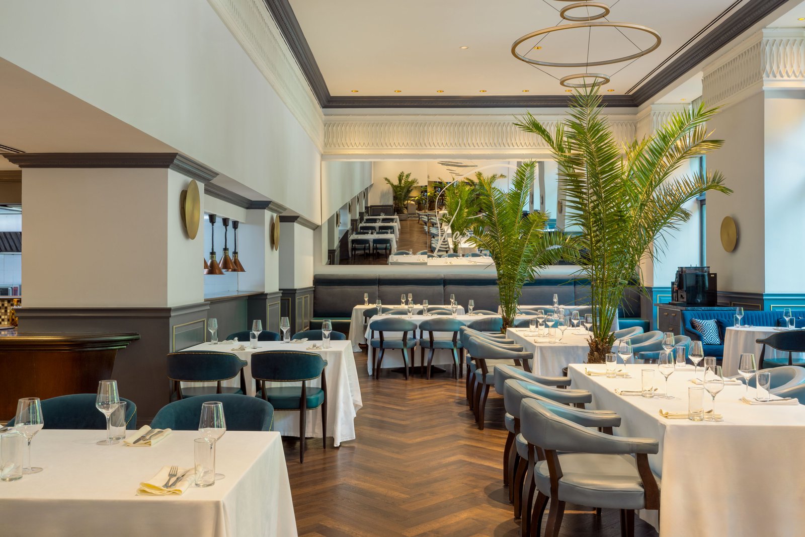 Tbilisi Marriott Hotel, parnas café & restaurant