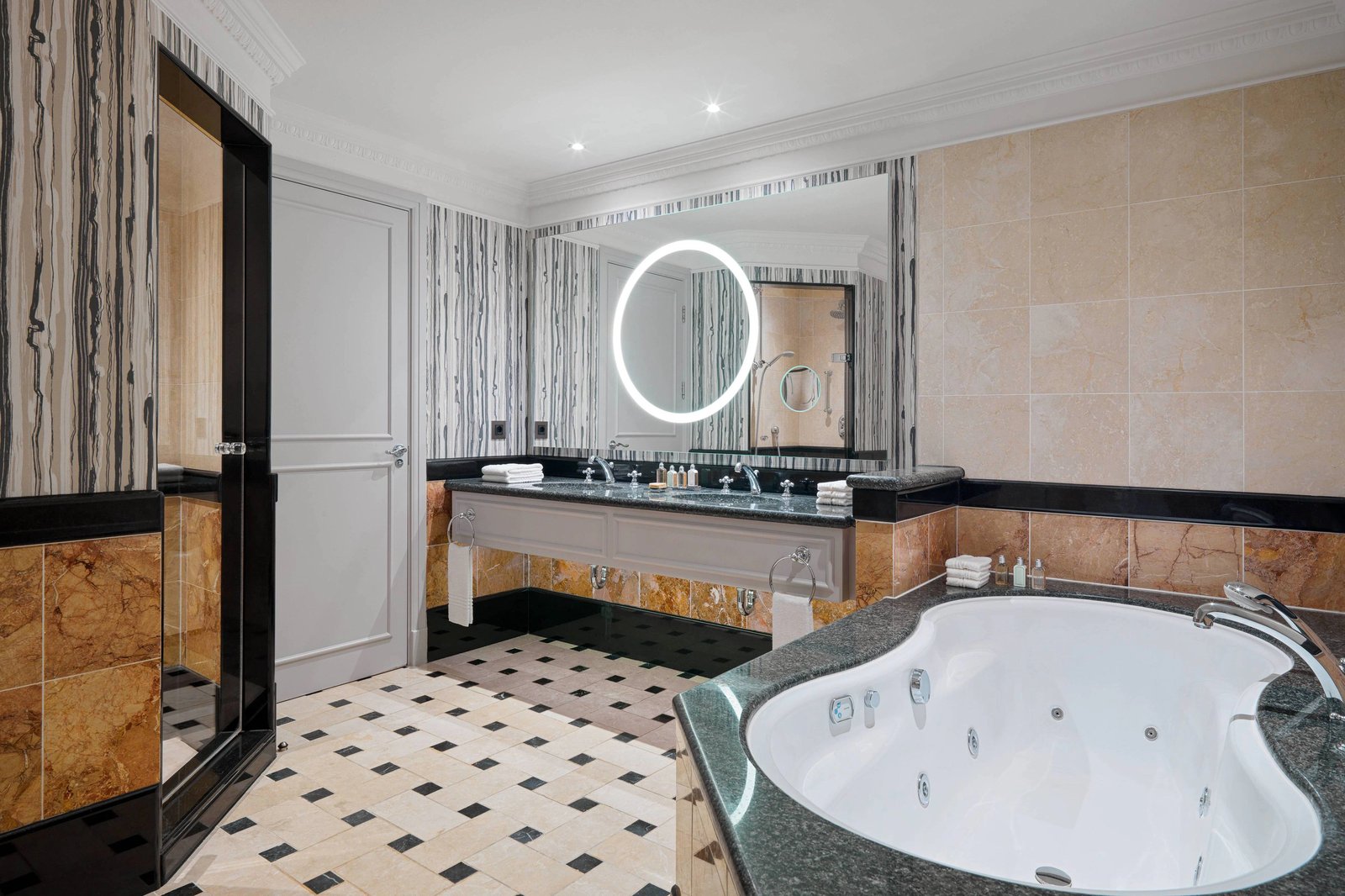 Tbilisi Marriott Hotel — rooms