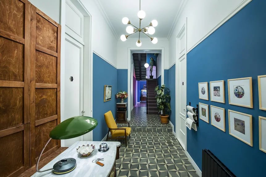 Communal Hotel Sololaki — vibe