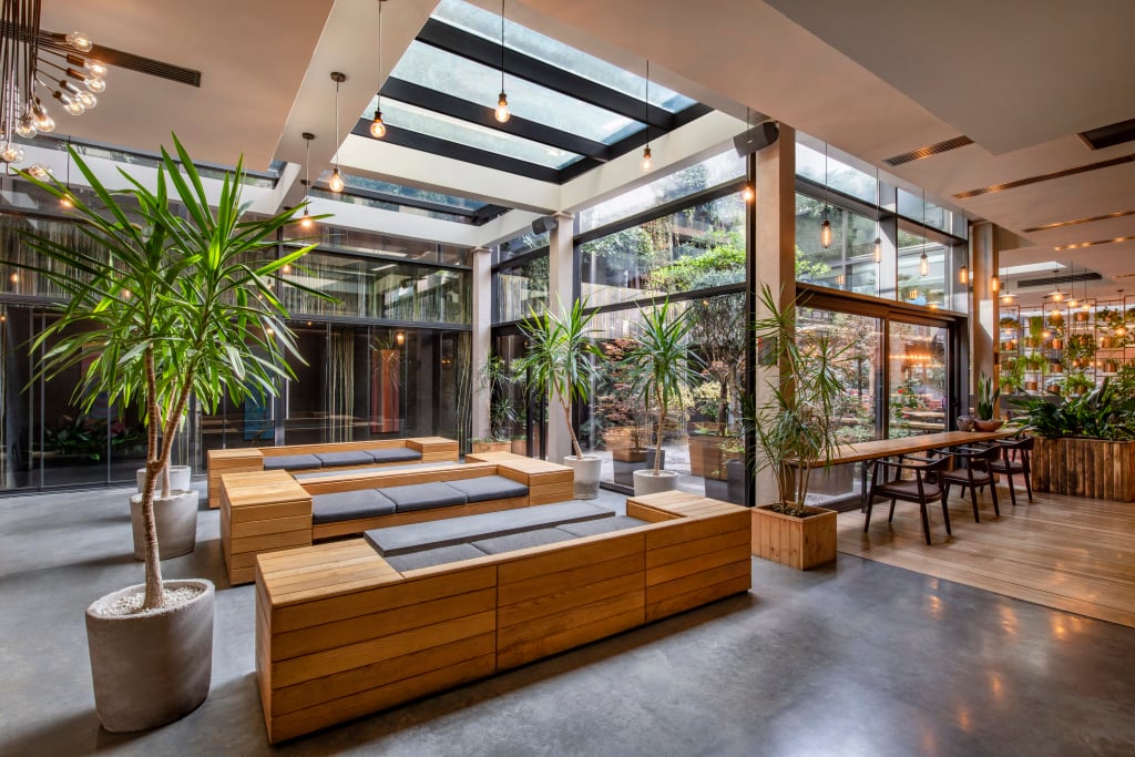 IOTA Hotel Tbilisi — vibe