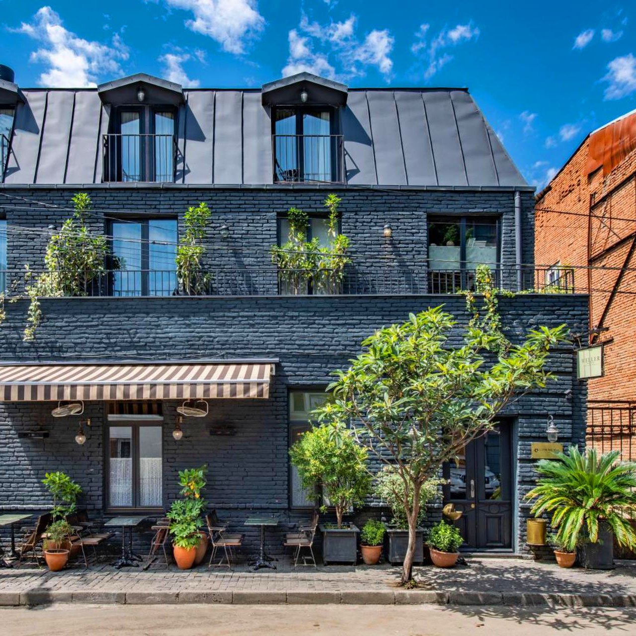 Communal Plekhanovi Hotel
