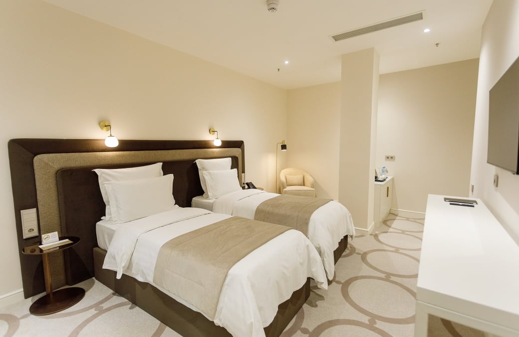 Hotel Ambassadori — rooms