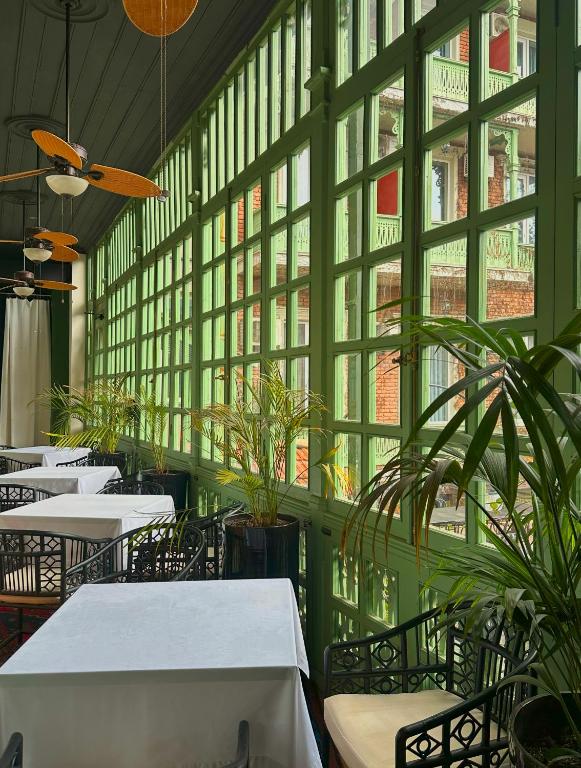 Reikartz City Tbilisi — eat & drink