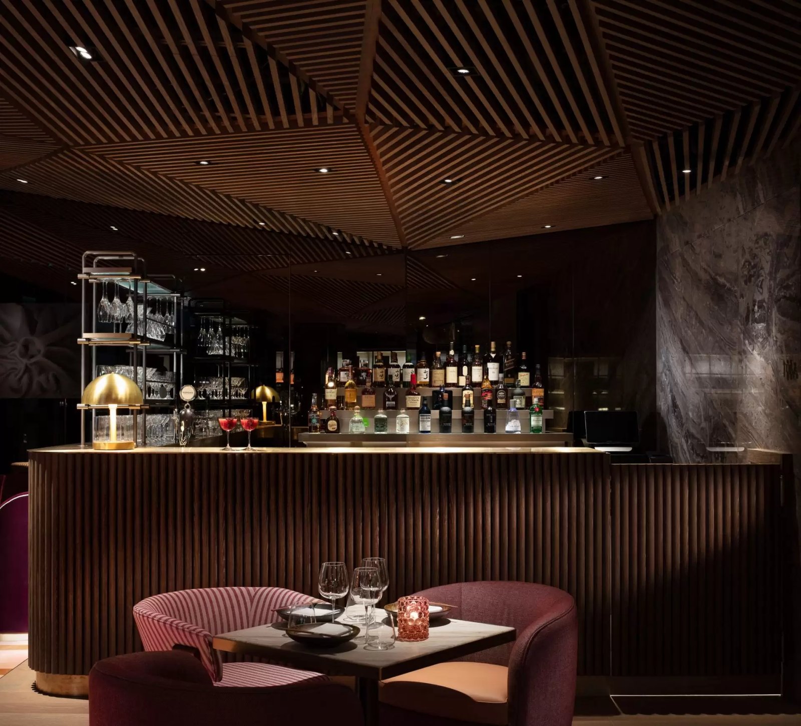The Hari Hong Kong, zoku restaurant