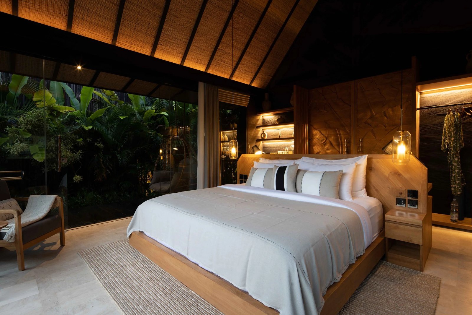 Desa Hay — rooms