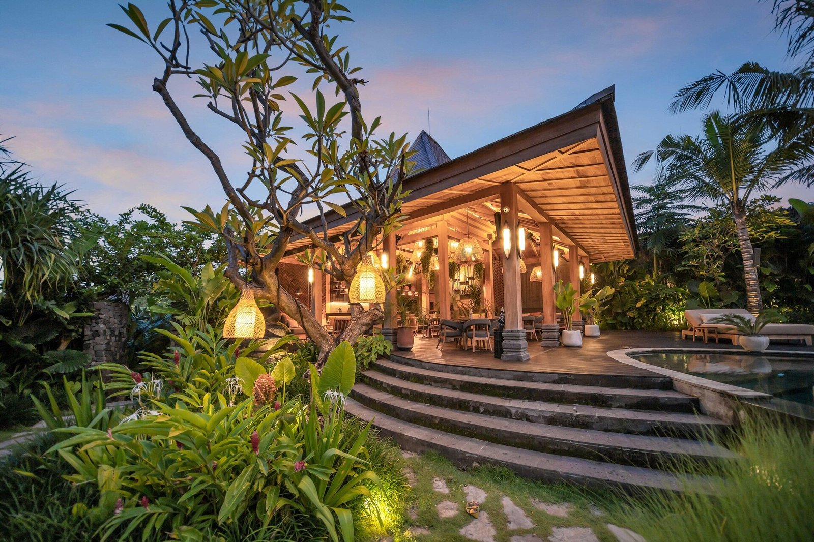 Desa Hay, ijo restaurant & bar