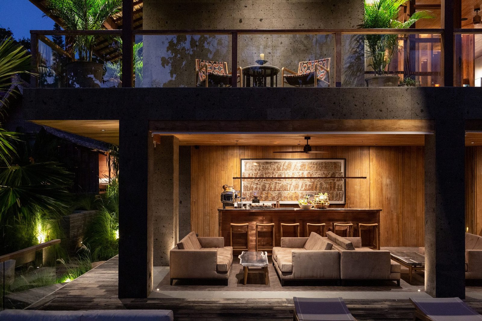 The Asa Maia Hotel, at the table