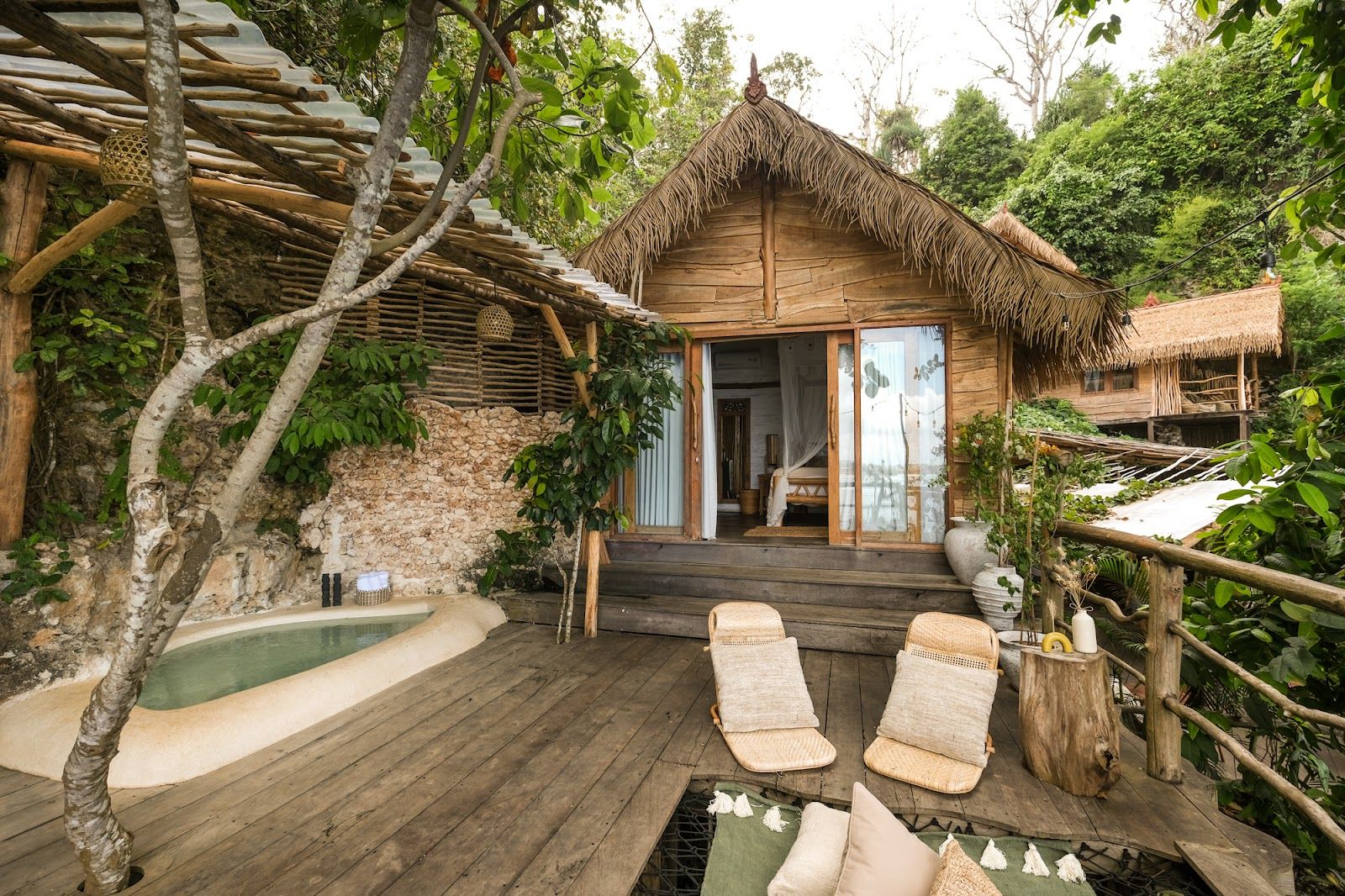The Korowai Bali — vibe