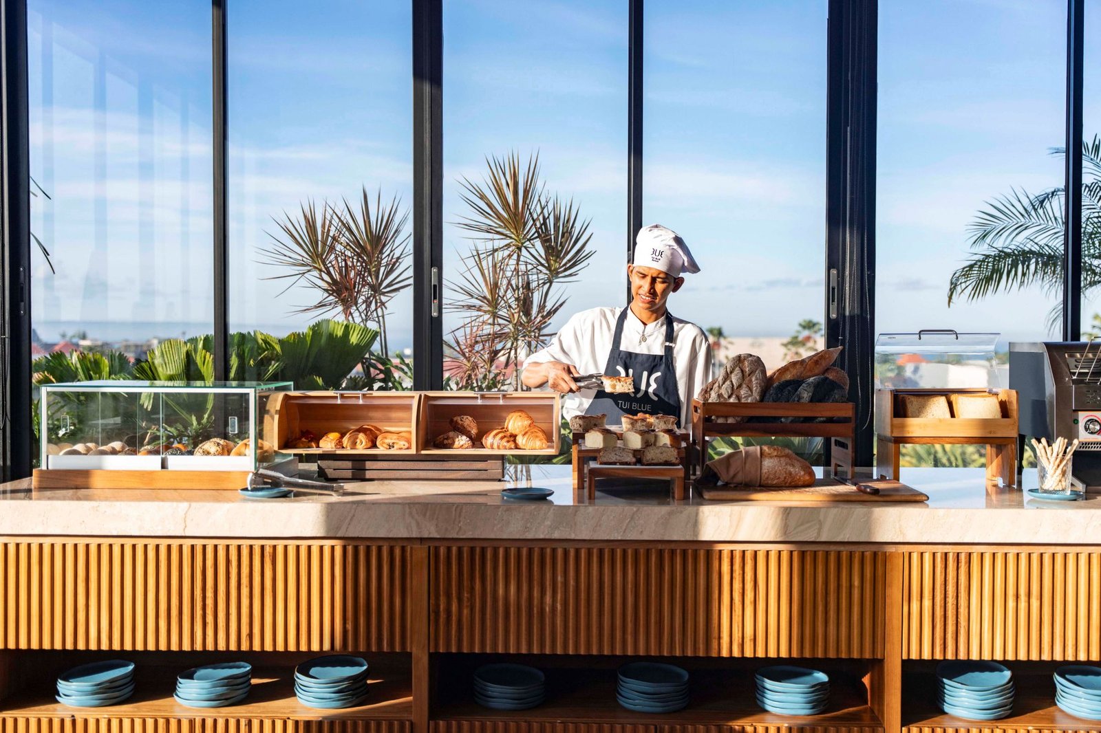 TUI BLUE Berawa, rooftop restaurant & infinity pool bar