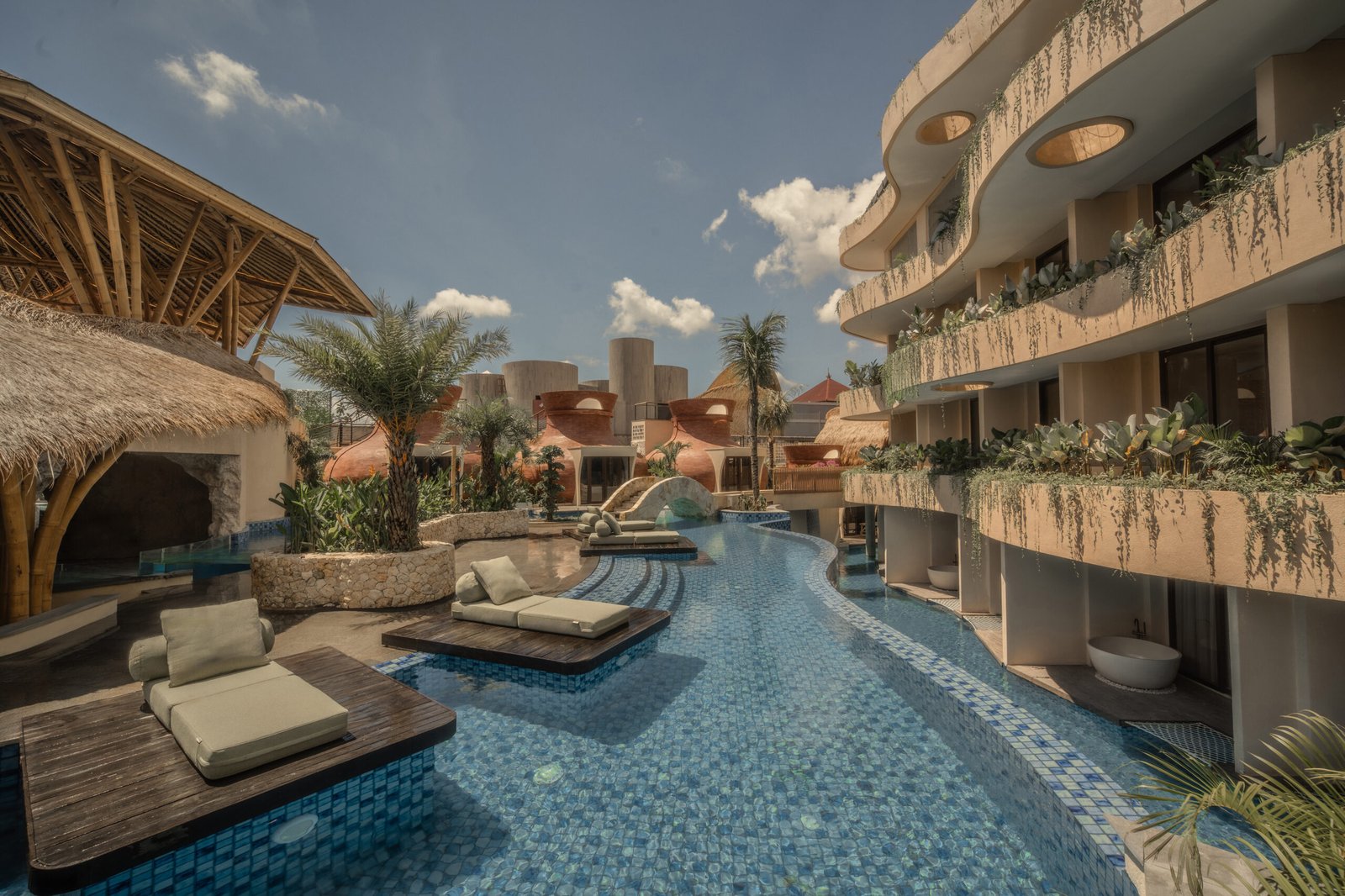La Mewali Resort