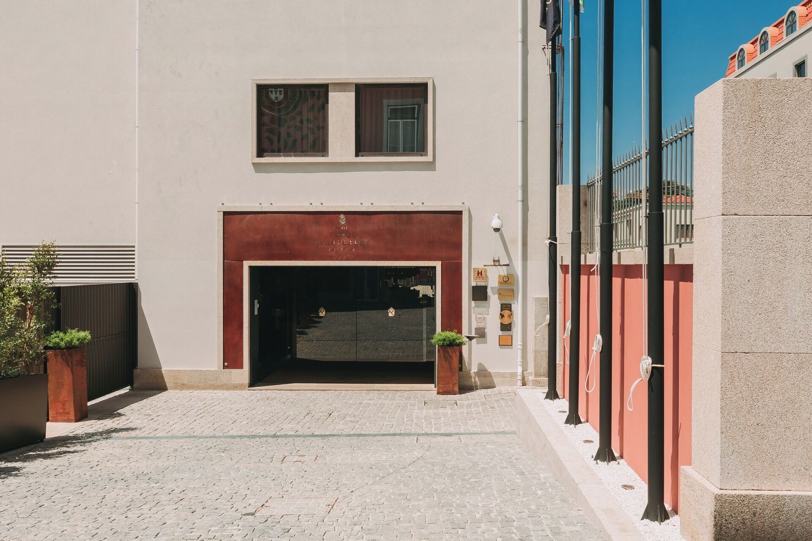 Torel Avantgarde — backstory