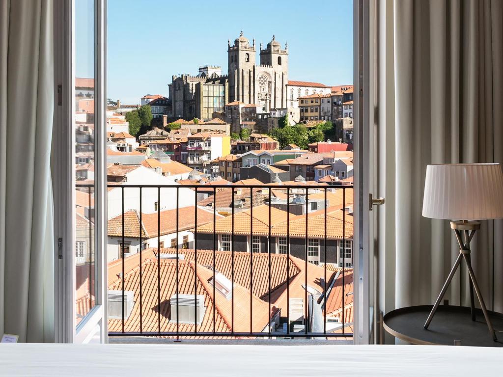 Vignette Collection Casa da Companhia Hotel & Spa — rooms