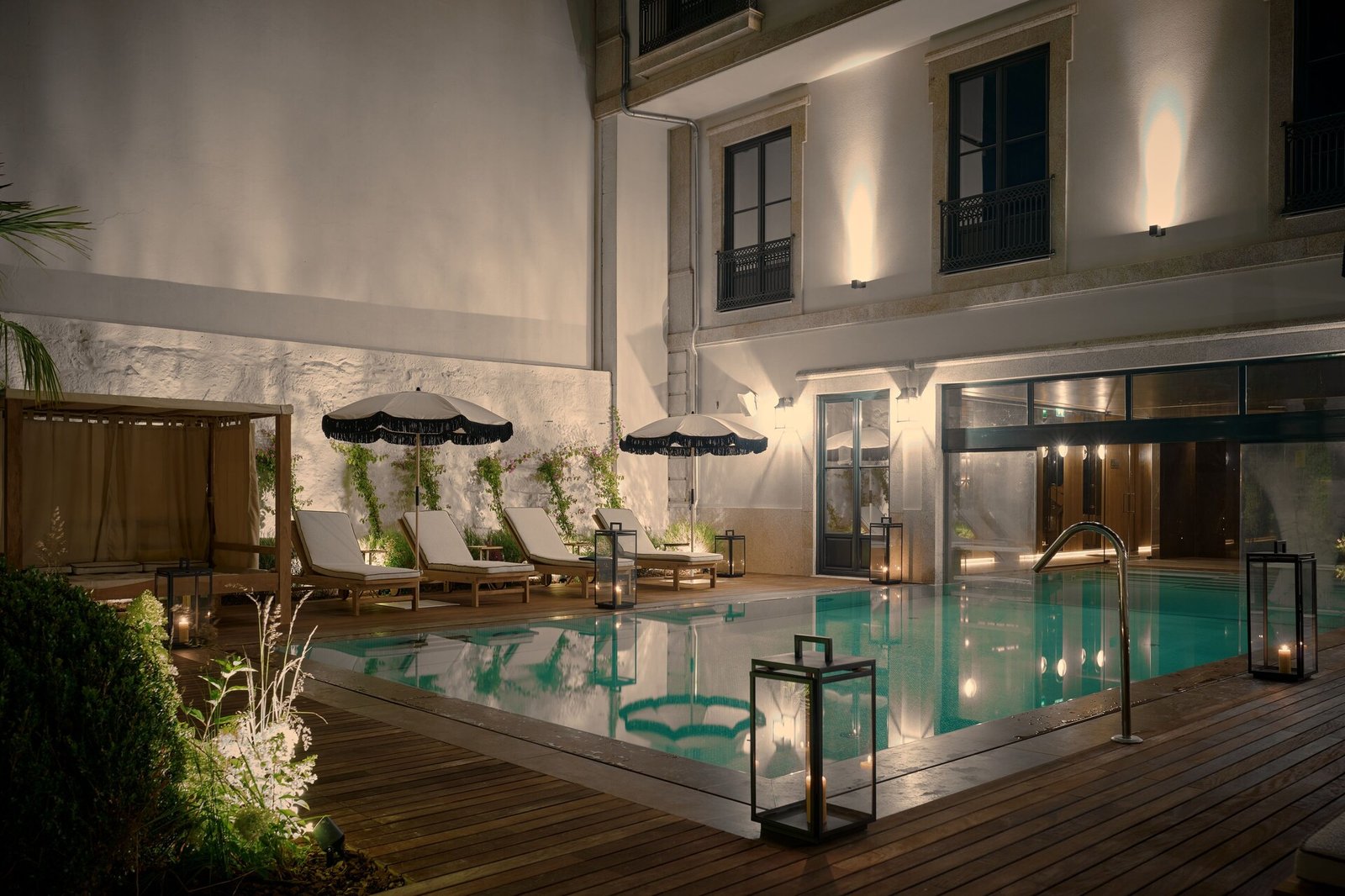 G.A Palace Hotel, the pool