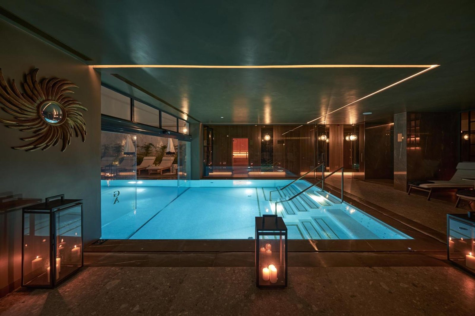 G.A Palace Hotel, the pool
