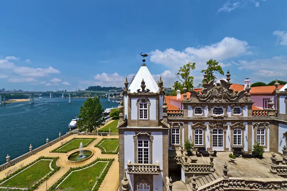Pestana Palácio do Freixo — backstory
