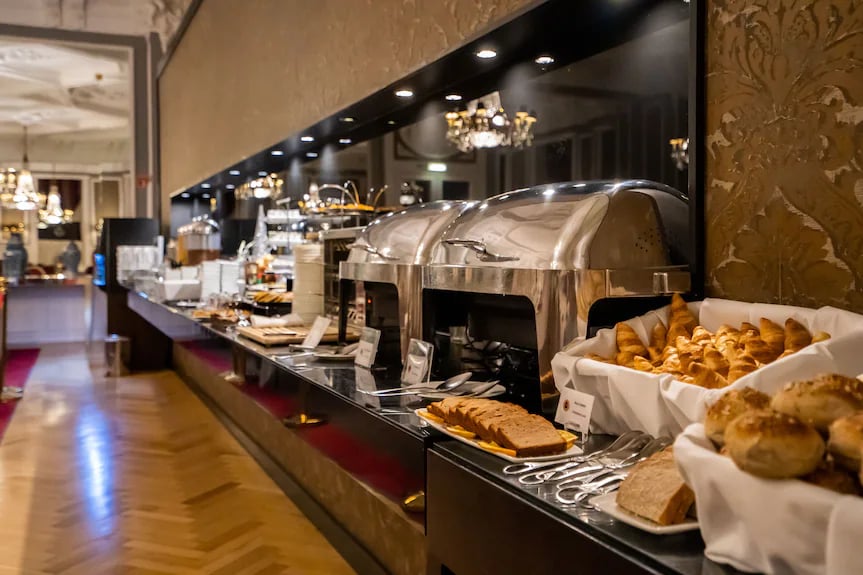 Grande Hotel do Porto — eat & drink