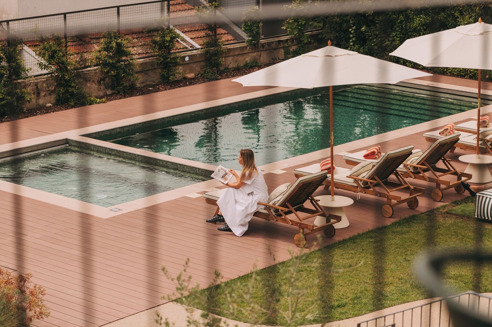 Lenscape Coterie, the pool
