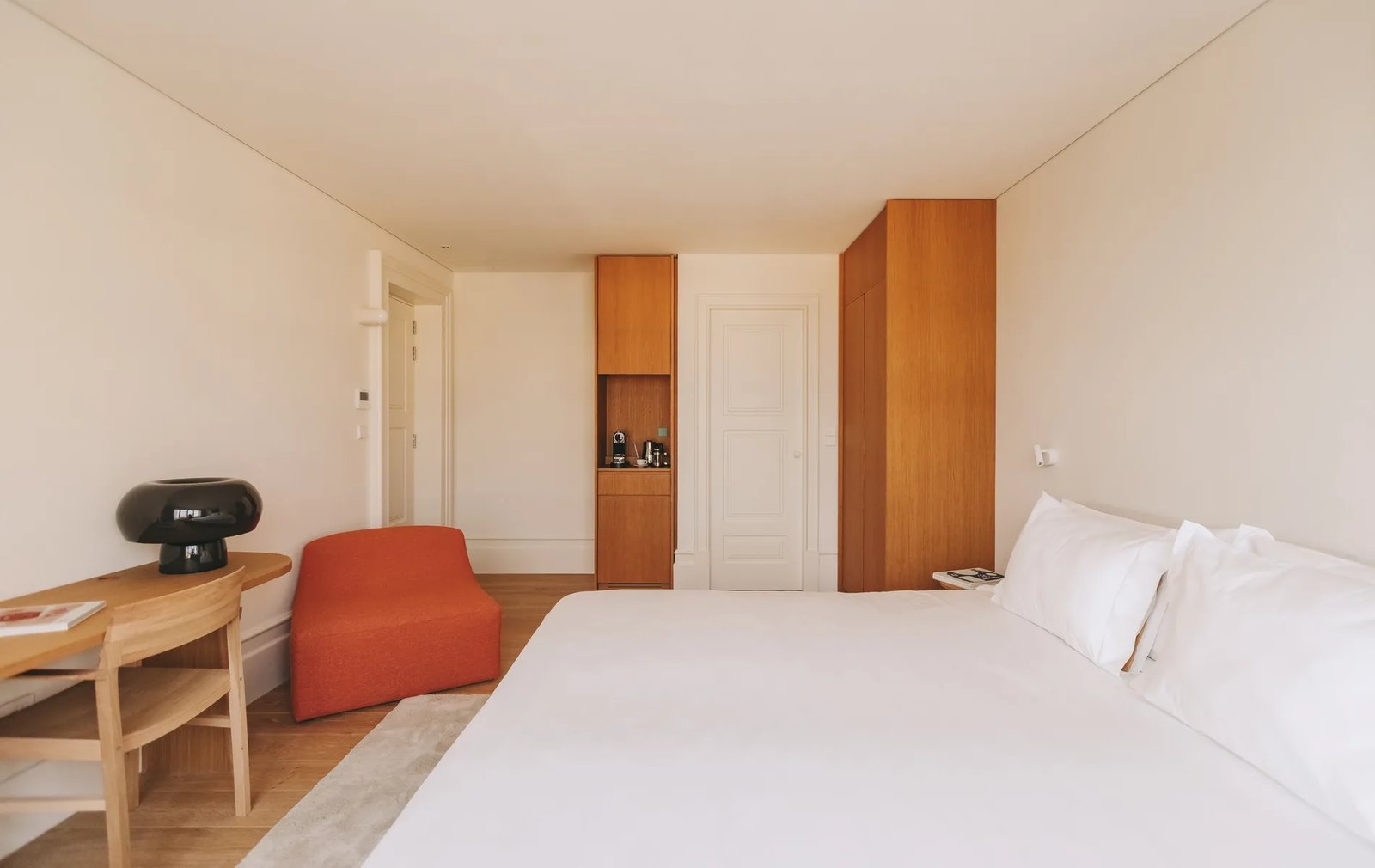 Lenscape Coterie — rooms