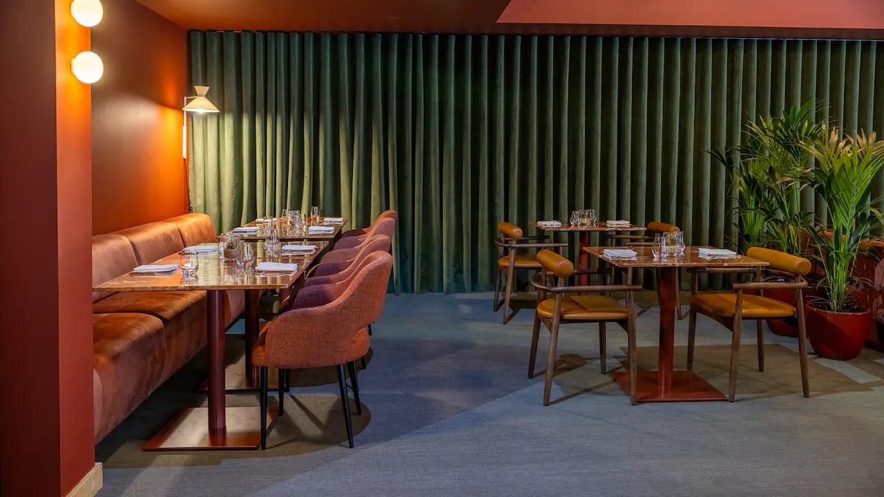Cénica Porto Hotel, Curio Collection by Hilton — eat & drink