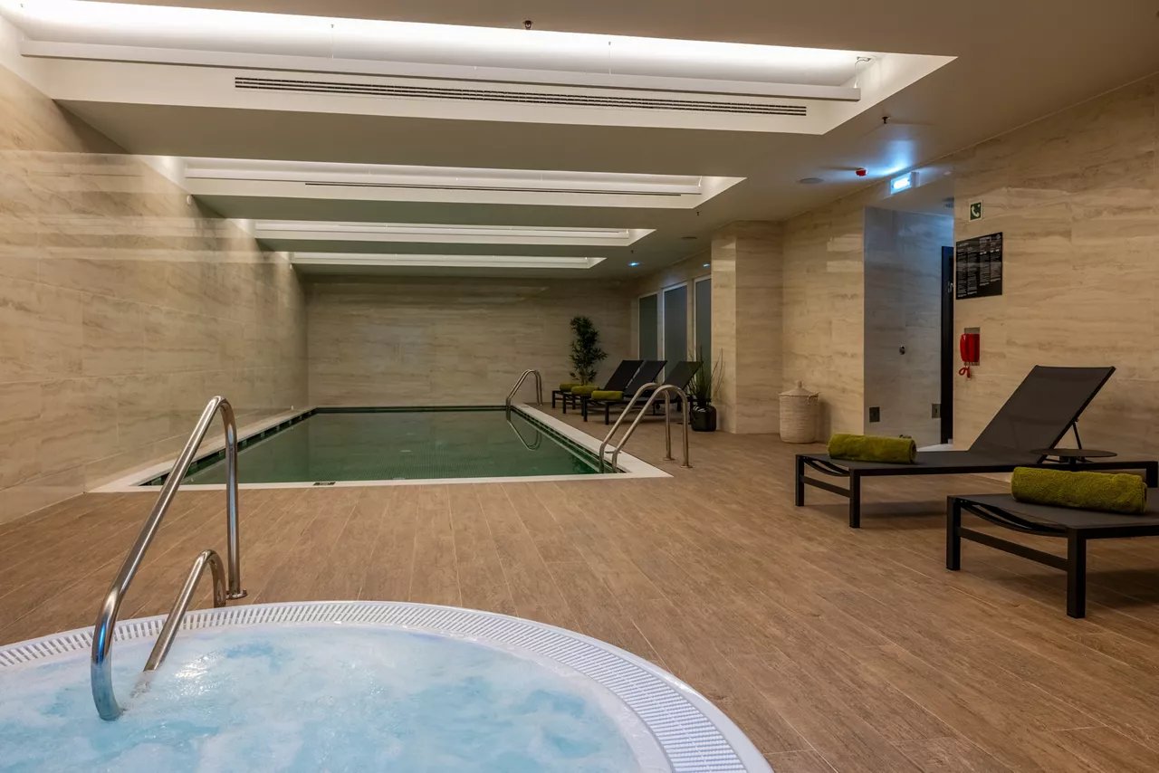 Cénica Porto Hotel, Curio Collection by Hilton — wellness