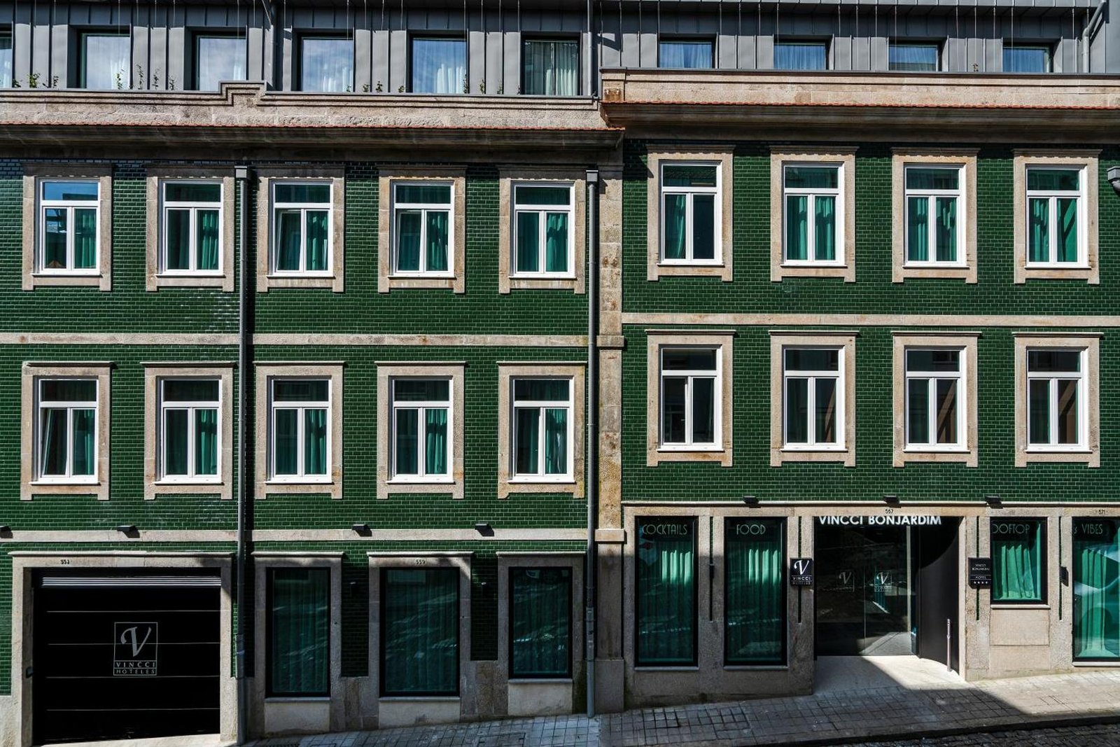 Hotel Vincci Bonjardim — backstory