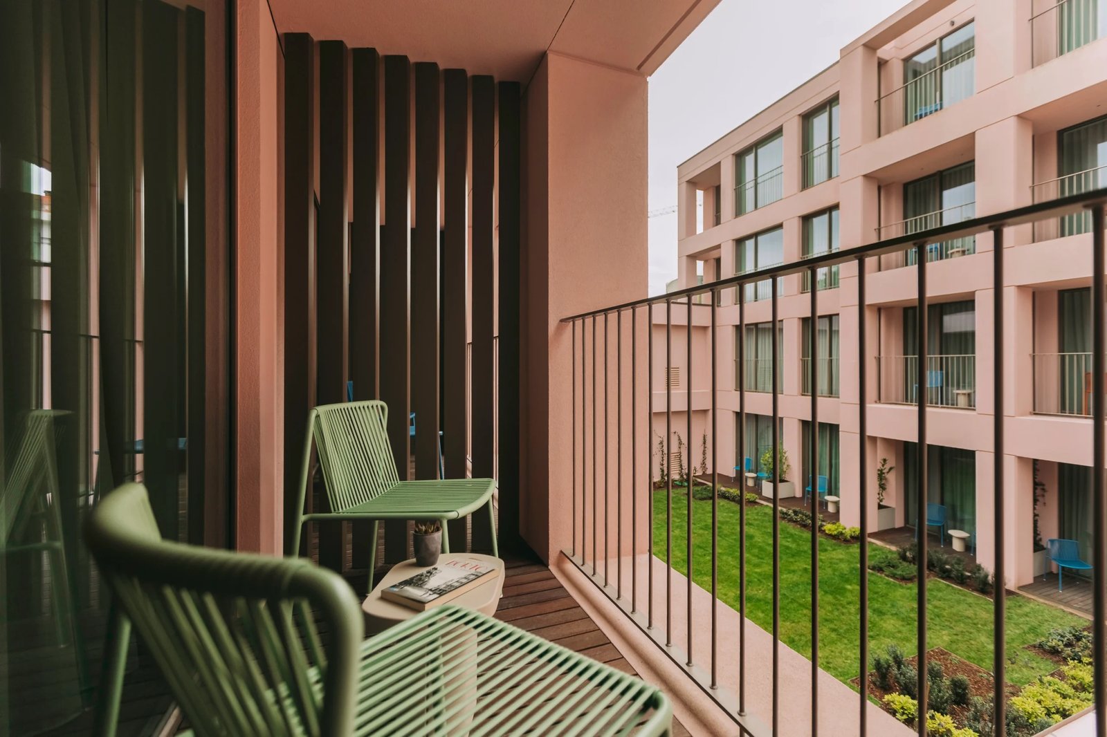 Hotels 705 O'Porto Hotel — vibe