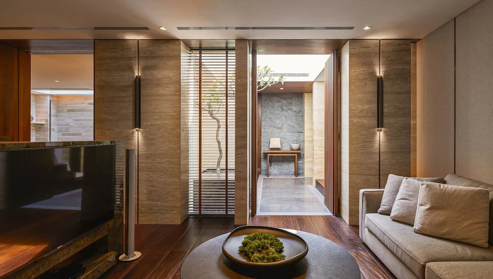 Villa 32 — rooms