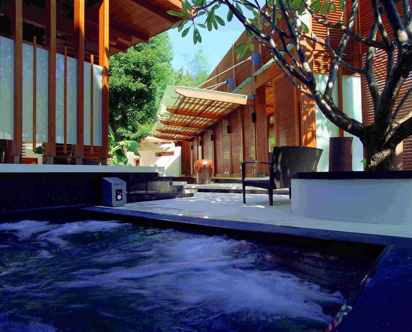 Villa 32, the pool
