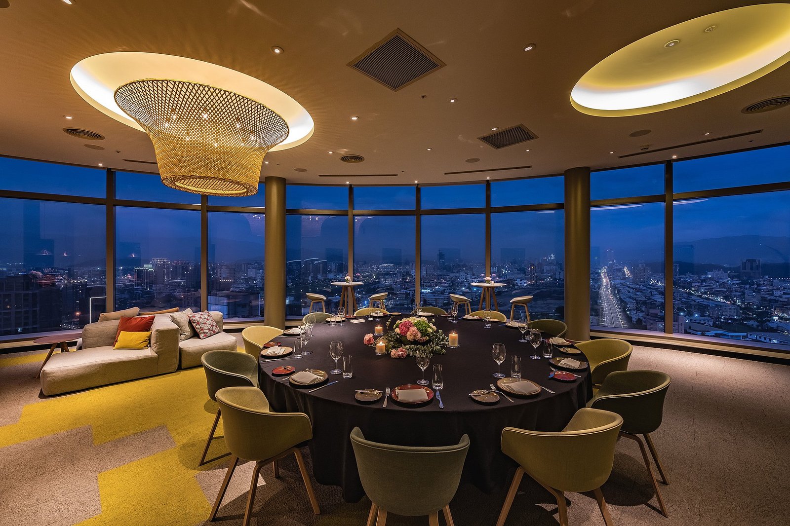 amba Taipei Songshan — eat & drink