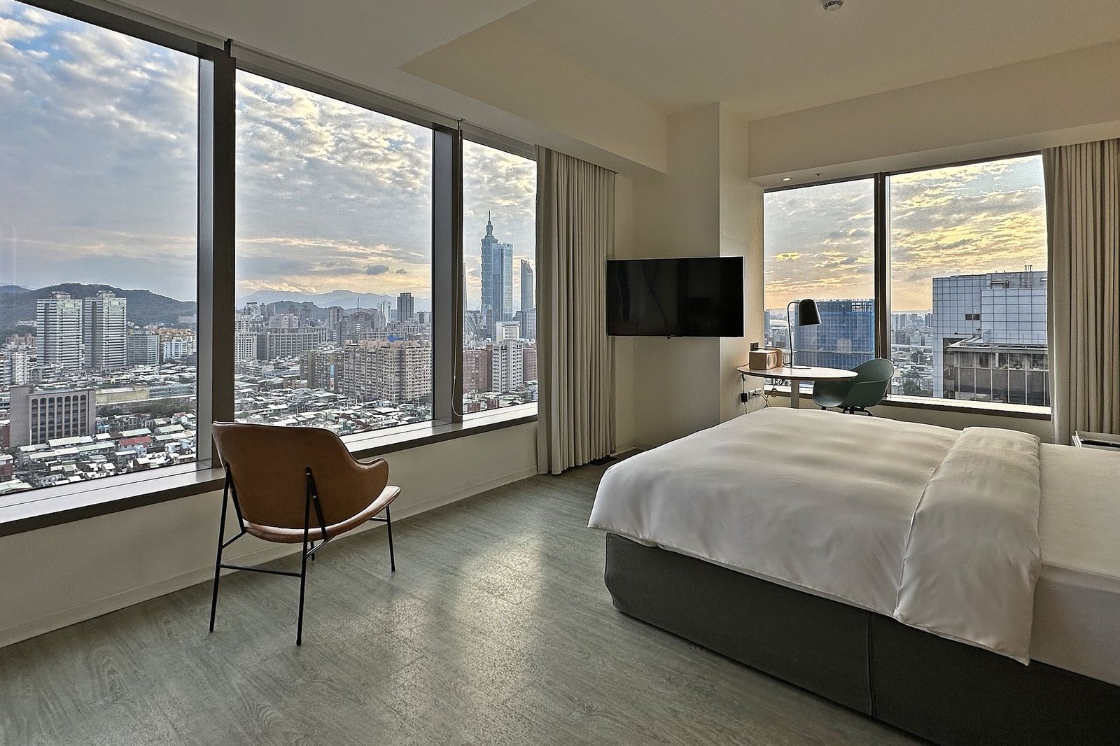 amba Taipei Songshan — rooms