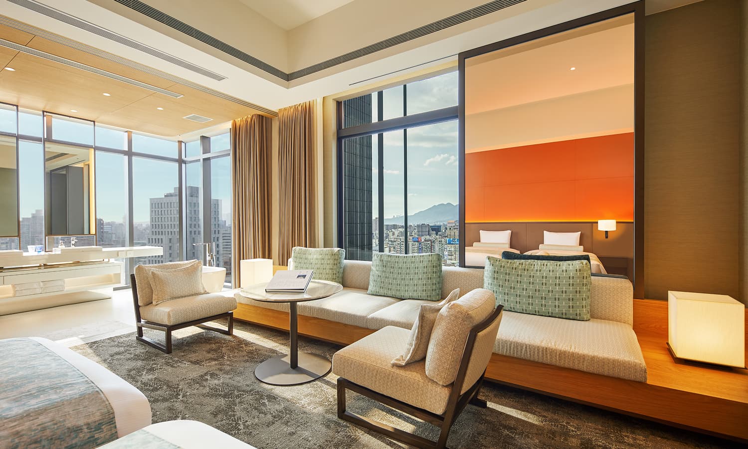 MGH Mitsui Garden Hotel Taipei Zhongxiao — rooms