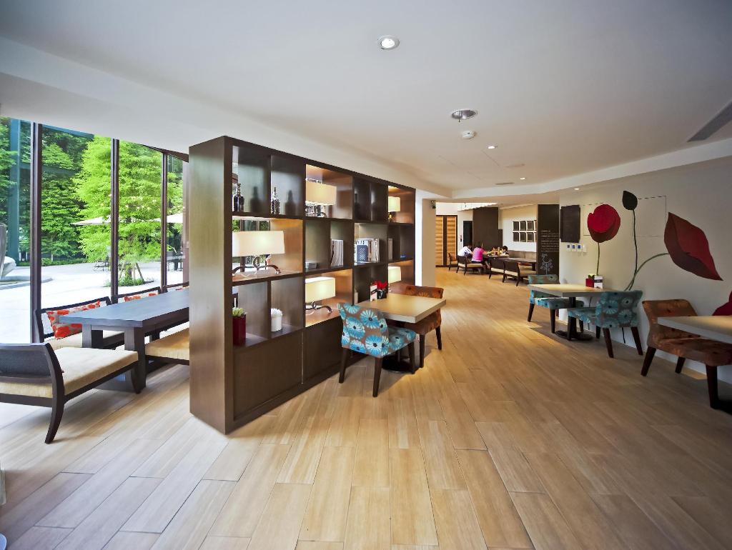 LORE Hotel