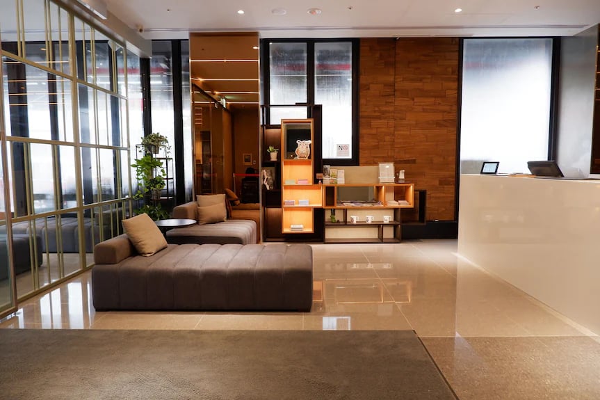 Home Hotel Xinyi