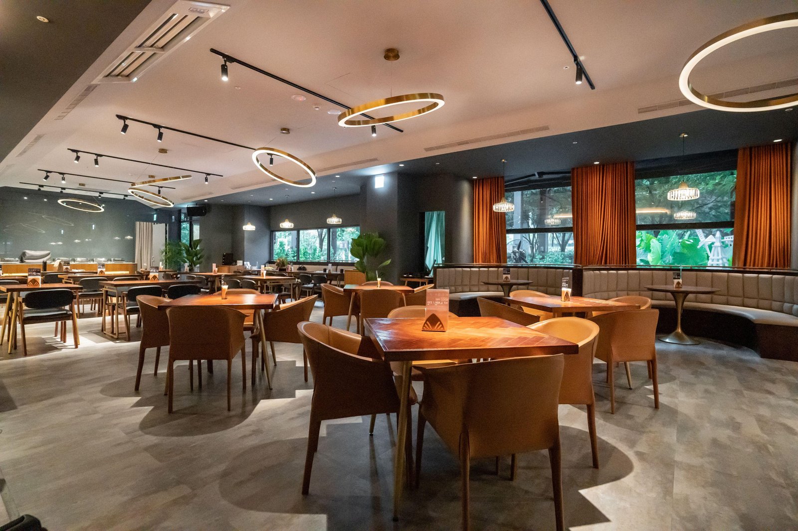 Home Hotel Xinyi — eat & drink