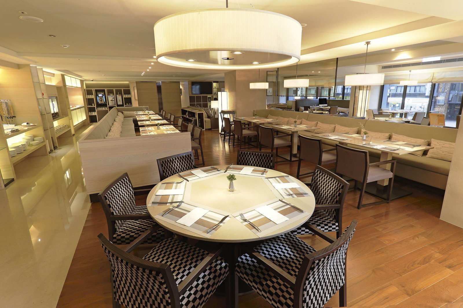 Hotel COZZI Taipei Zhongxiao, the lounge