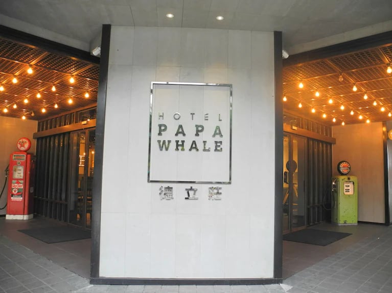 Hotel PaPa Whale — backstory