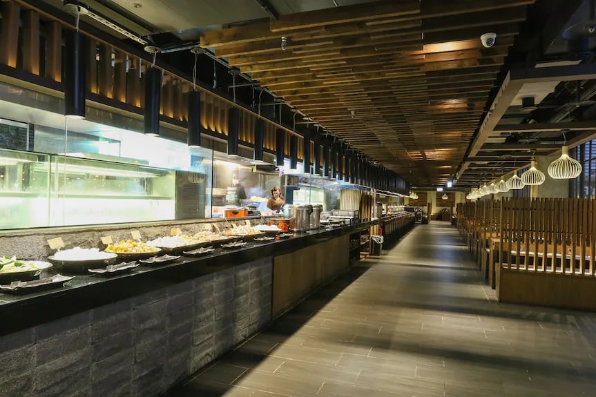 Hotel PaPa Whale — eat & drink