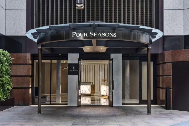 Four Seasons Hotel San Francisco at Embarcadero — backstory
