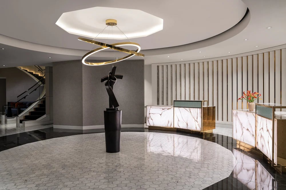 Four Seasons Hotel San Francisco at Embarcadero — vibe