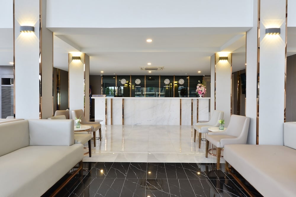 Grand BS Airport Hotel Suvarnabhumi — vibe