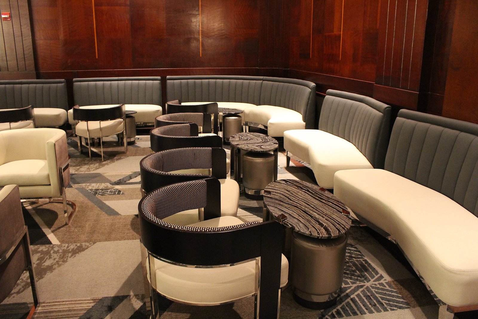 The Clift Royal Sonesta San Francisco — vibe