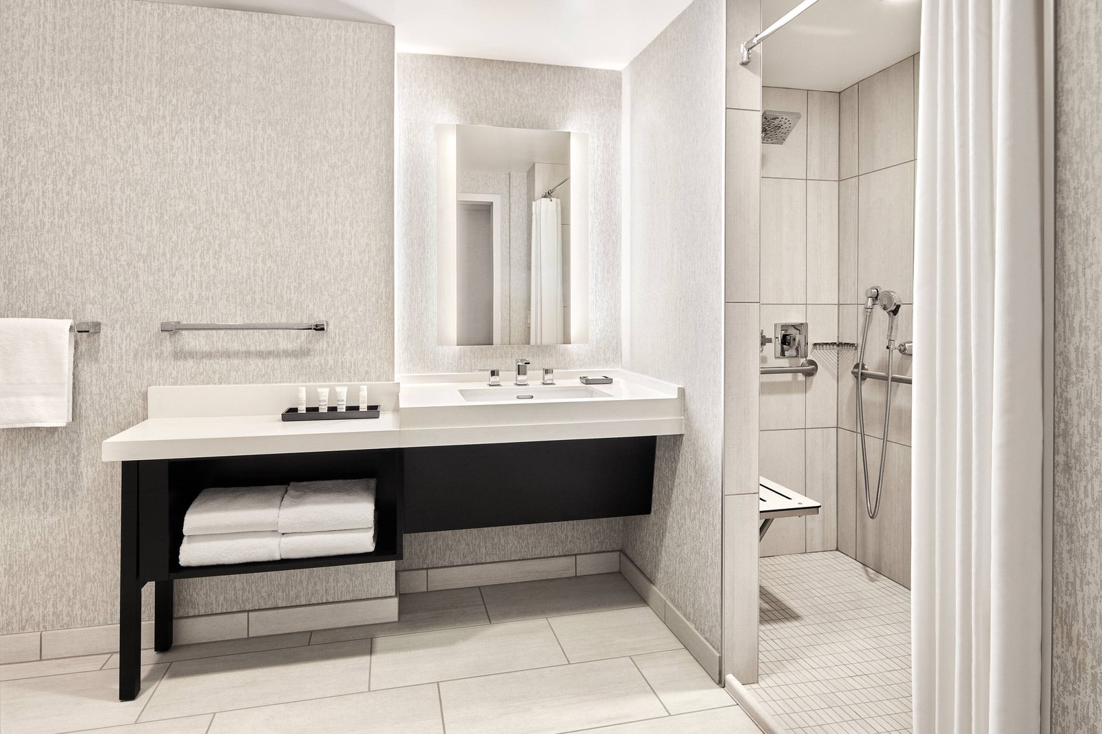 San Francisco Marriott Marquis — rooms