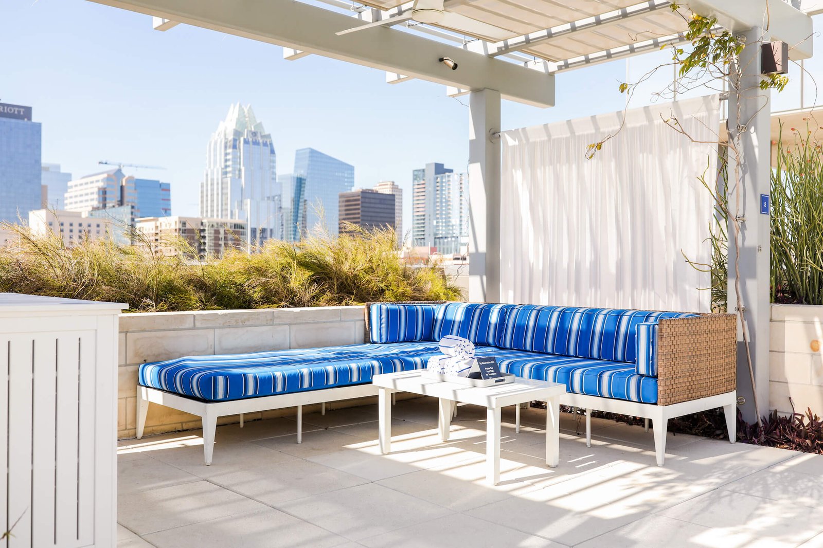 Fairmont Austin — vibe